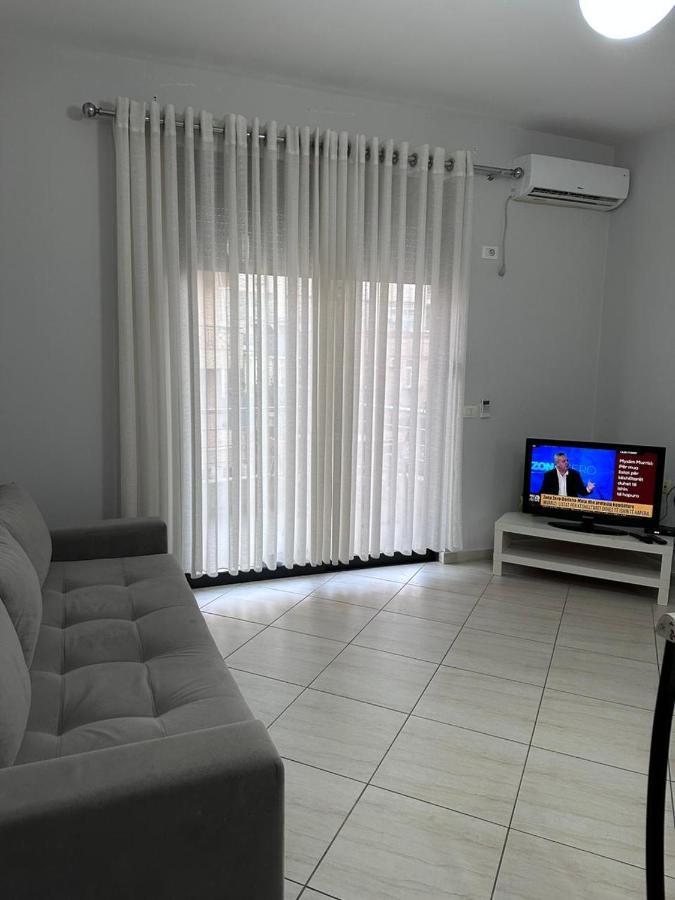 Payo Apartments Sarandë Exteriör bild
