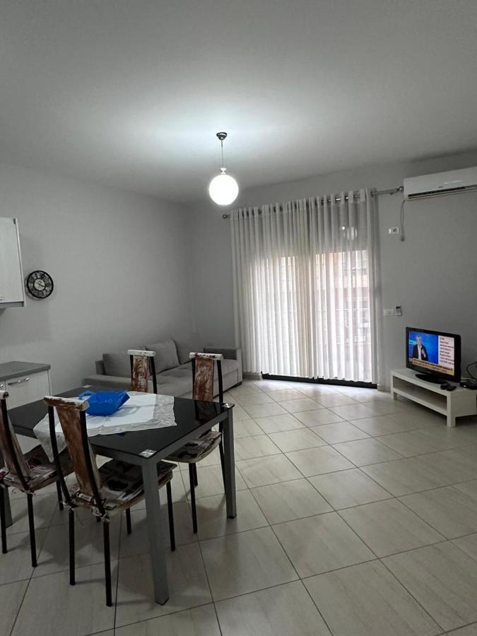 Payo Apartments Sarandë Exteriör bild