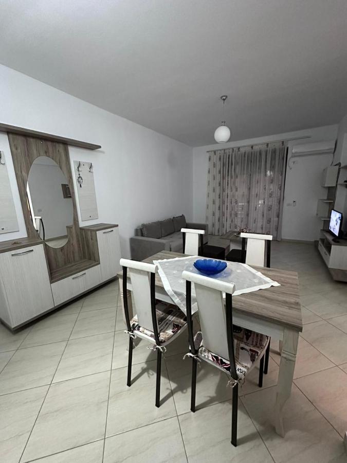 Payo Apartments Sarandë Exteriör bild