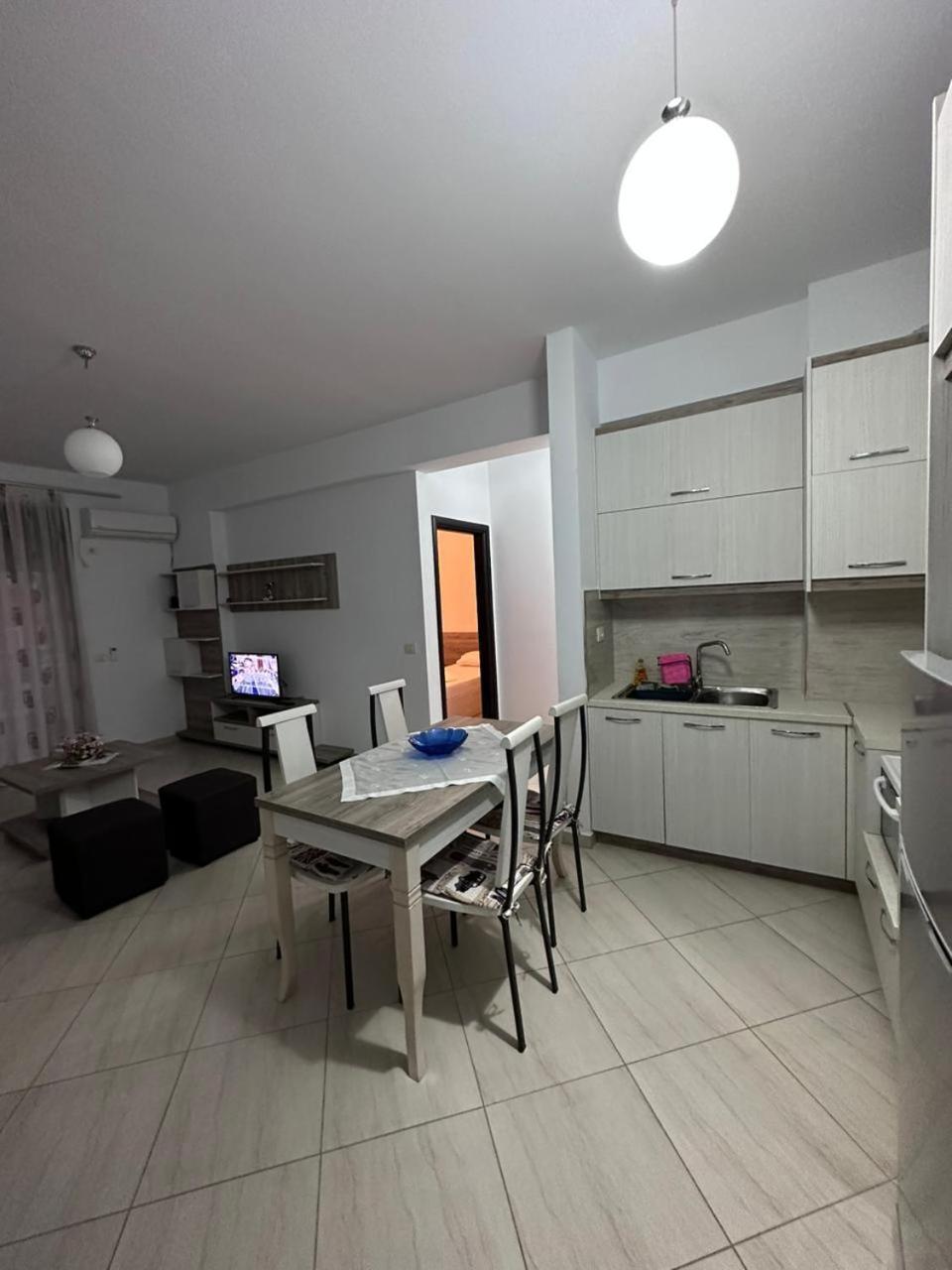 Payo Apartments Sarandë Rum bild