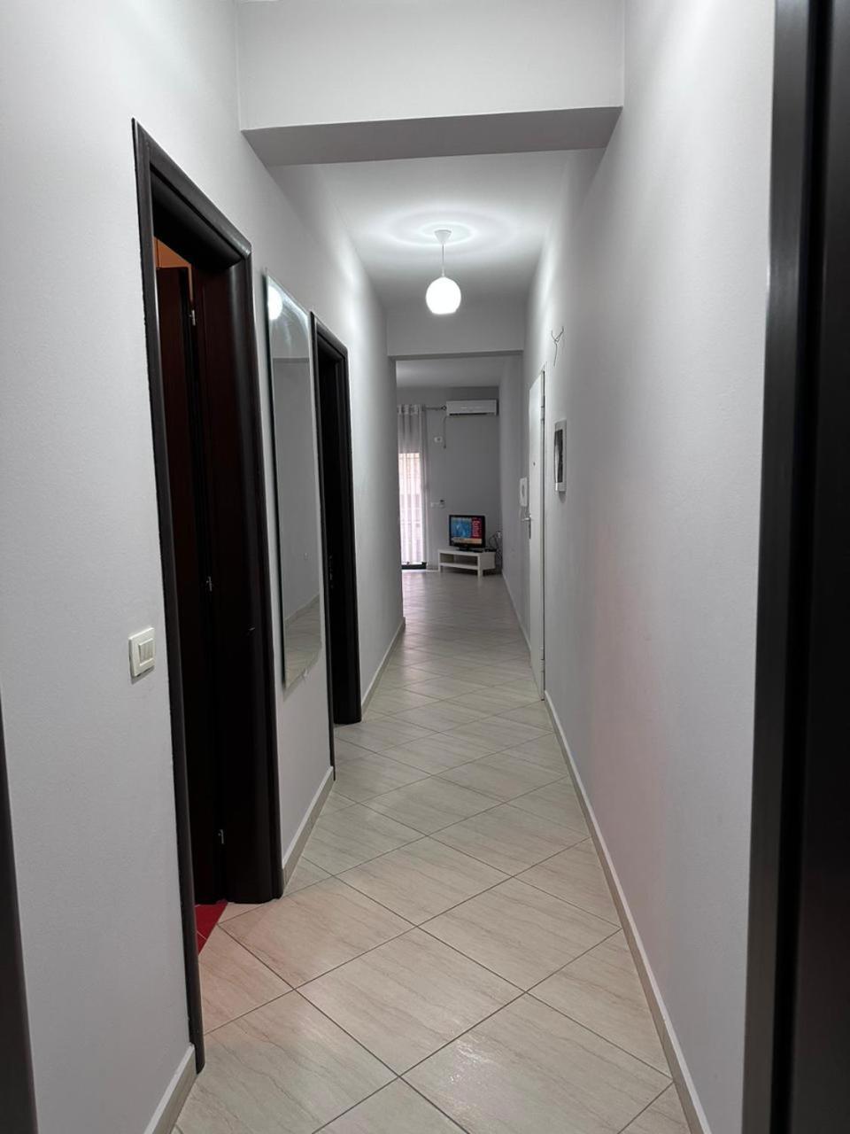Payo Apartments Sarandë Rum bild